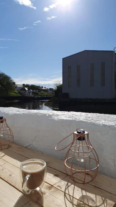 Stunning Riverside Town House With Views Ayrshire Girvan Exterior foto