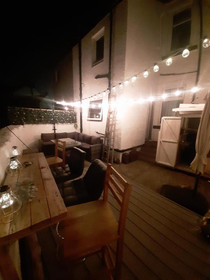 Stunning Riverside Town House With Views Ayrshire Girvan Exterior foto