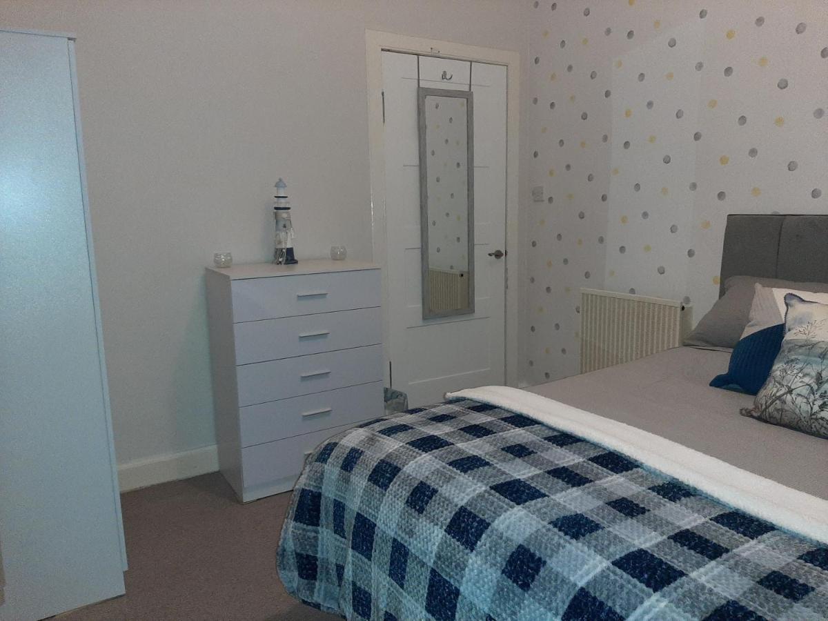 Stunning Riverside Town House With Views Ayrshire Girvan Exterior foto